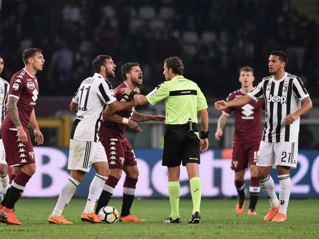 在谷燕的陪 在谷燕的陪